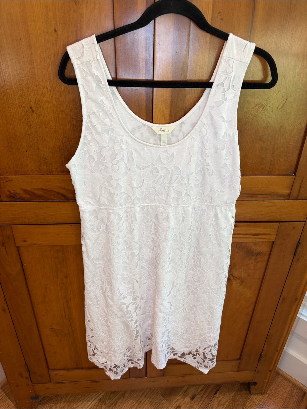 Soma Gown/Lounge Dress, Chic White Lace Overlay Scoop Neck w/Jagged Bottom, L